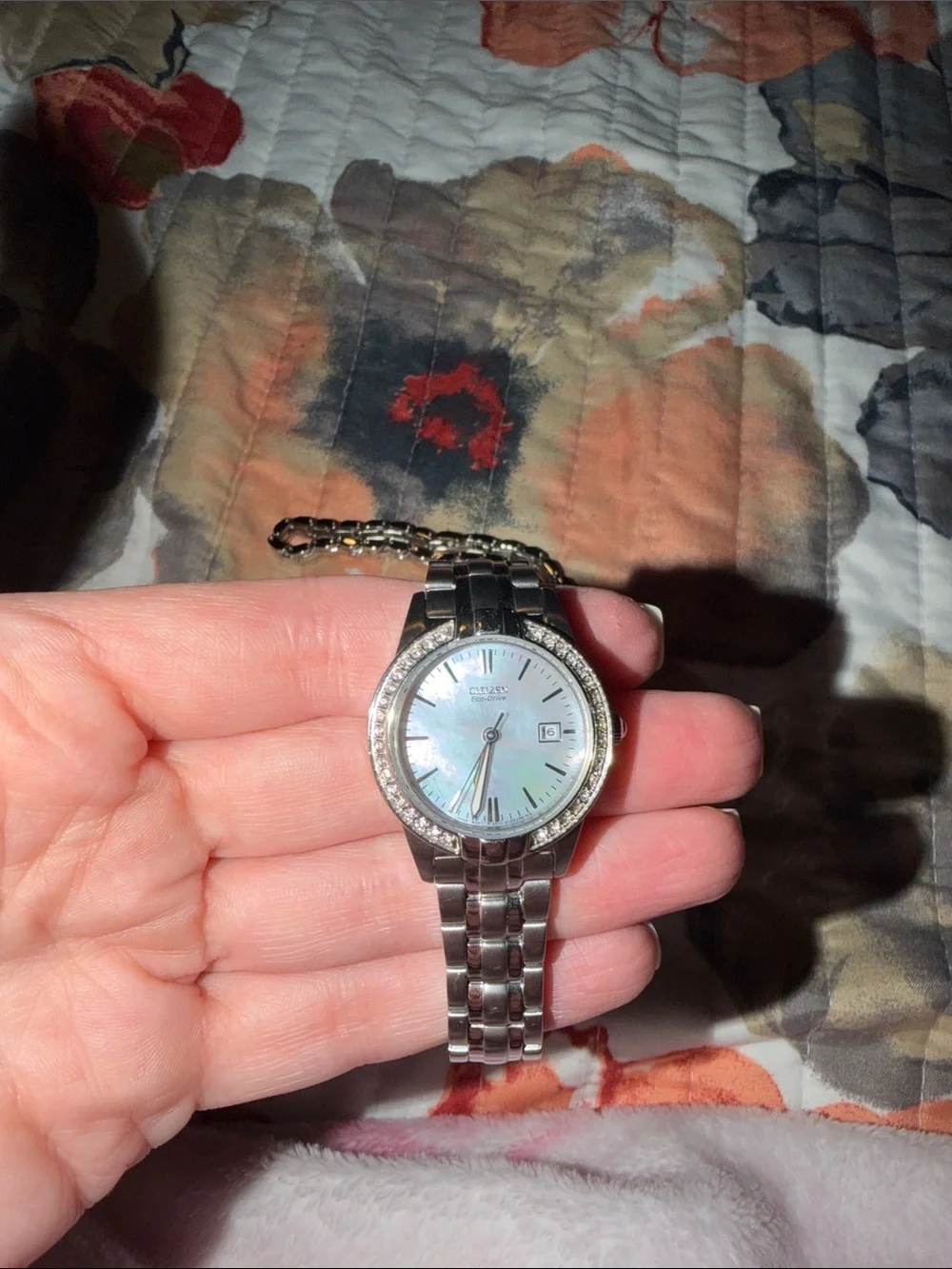EUC Women’s Citizen Pearl Face Swarovski Crystal Watch and Bracelet Set